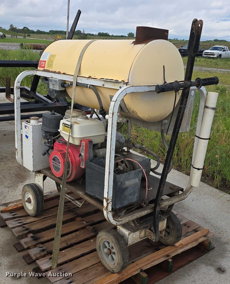 image for item EO1538 Landa PGHW4-20321E hot pressure washer