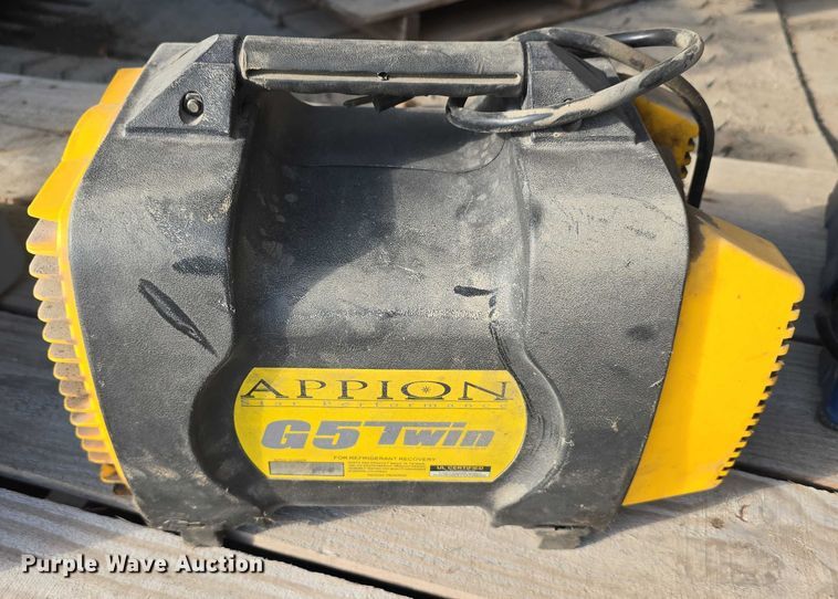 image for item EO1539 (4) refrigerant recovery units