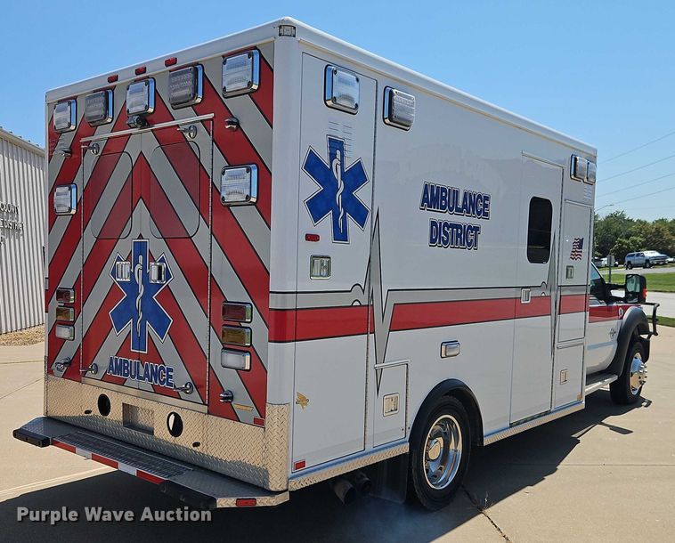 image for item EO4584 2014 Ford F550 ambulance