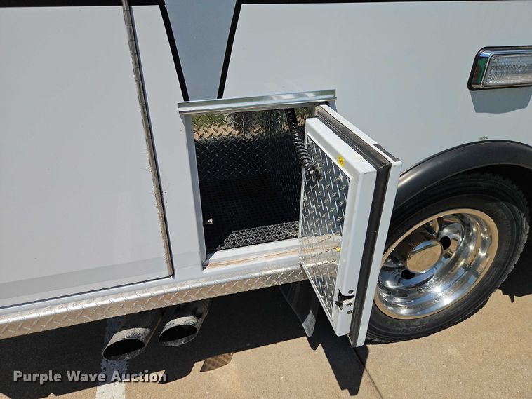 image for item EO4584 2014 Ford F550 ambulance