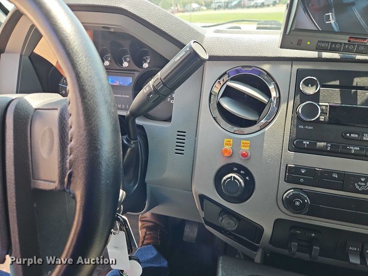 image for item EO4584 2014 Ford F550 ambulance