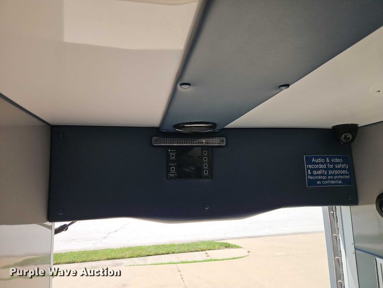 image for item EO4584 2014 Ford F550 ambulance