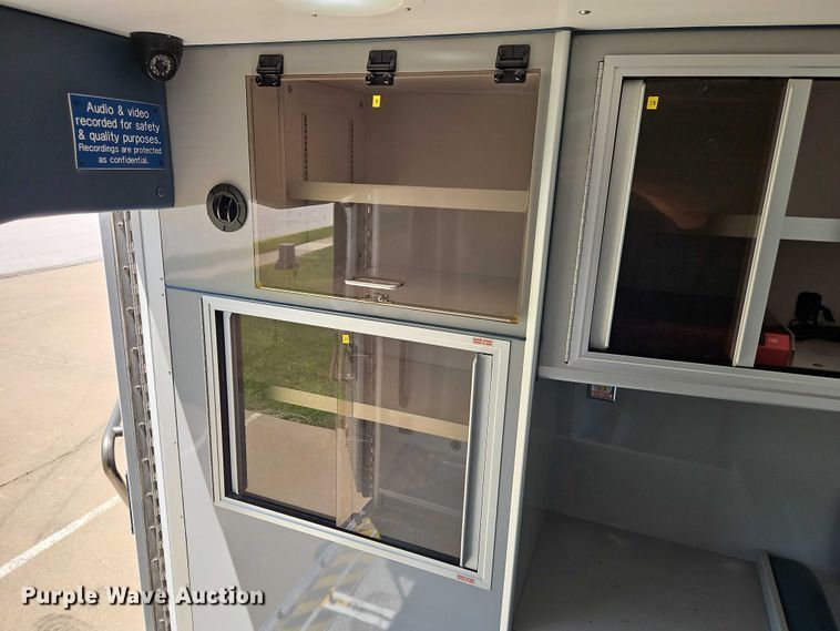 image for item EO4584 2014 Ford F550 ambulance