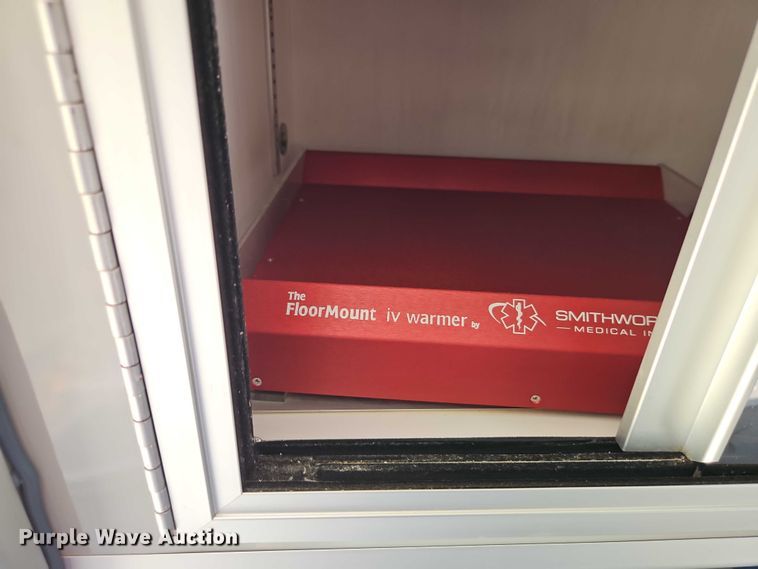 image for item EO4584 2014 Ford F550 ambulance