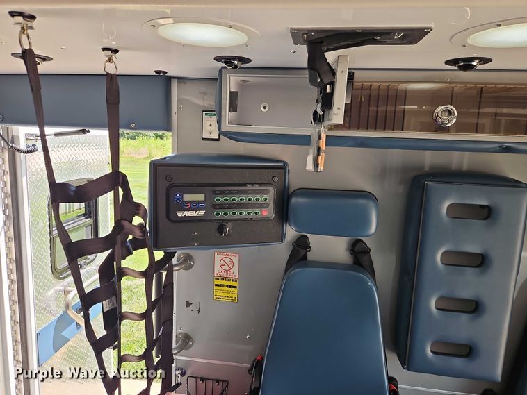 image for item EO4584 2014 Ford F550 ambulance