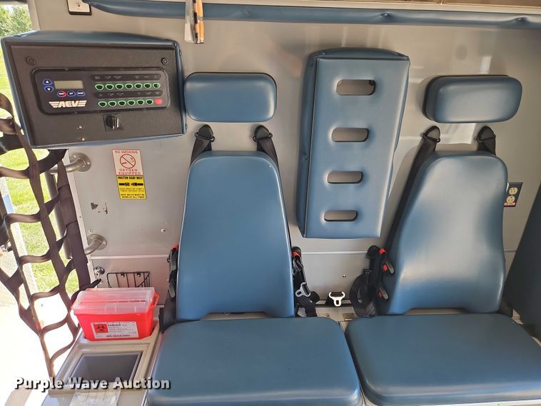 image for item EO4584 2014 Ford F550 ambulance