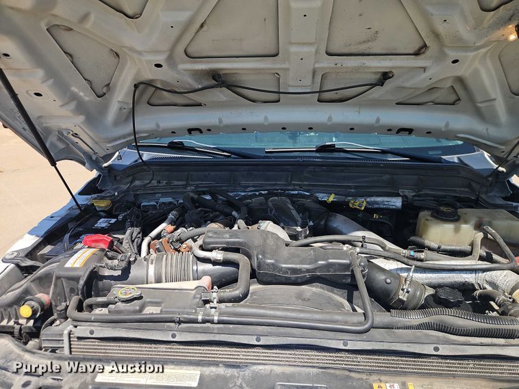 image for item EO4584 2014 Ford F550 ambulance