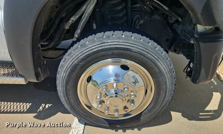 image for item EO4584 2014 Ford F550 ambulance