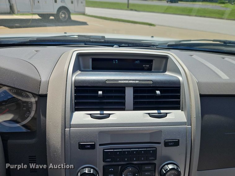 image for item EO4585 2009 Ford Escape SUV