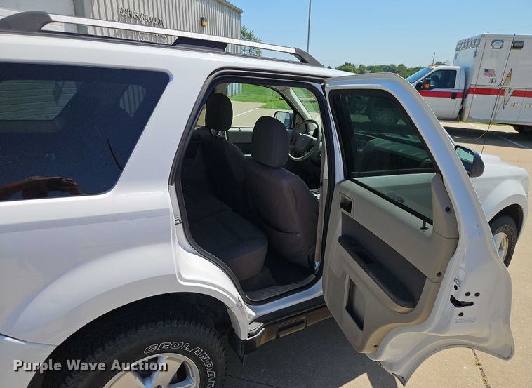 image for item EO4585 2009 Ford Escape SUV