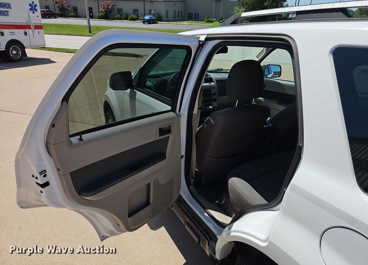 image for item EO4585 2009 Ford Escape SUV