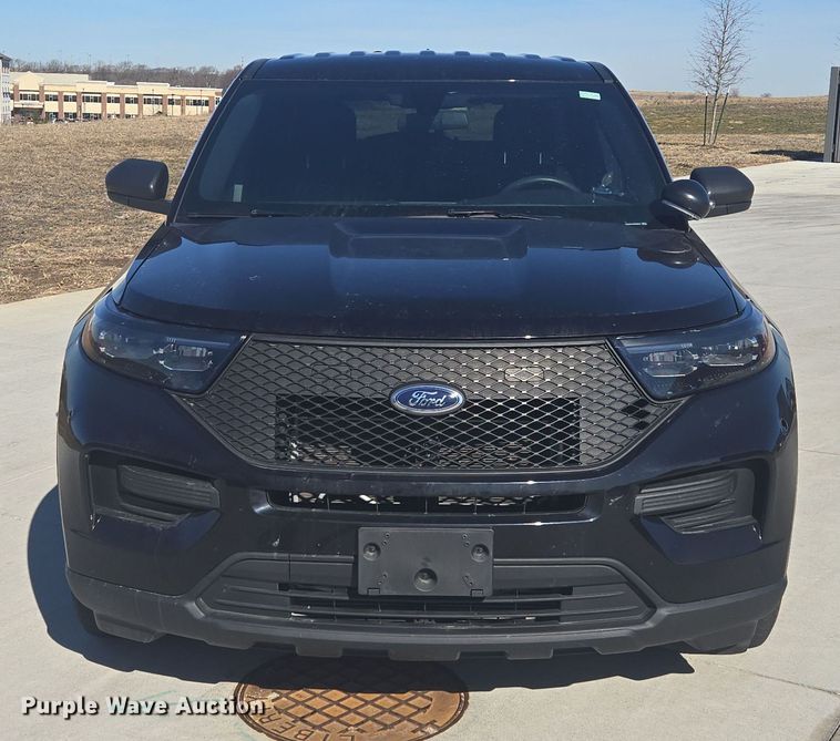 image for item EQ6809 2021 Ford  Explorer Police interceptor  SUV