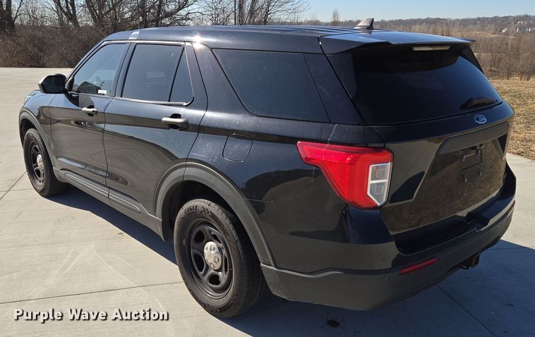 image for item EQ6809 2021 Ford  Explorer Police interceptor  SUV