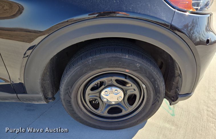 image for item EQ6809 2021 Ford  Explorer Police interceptor  SUV