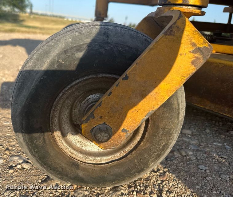 image for item ER2143 Hustler ShortCut 1500 ZTR lawn mower