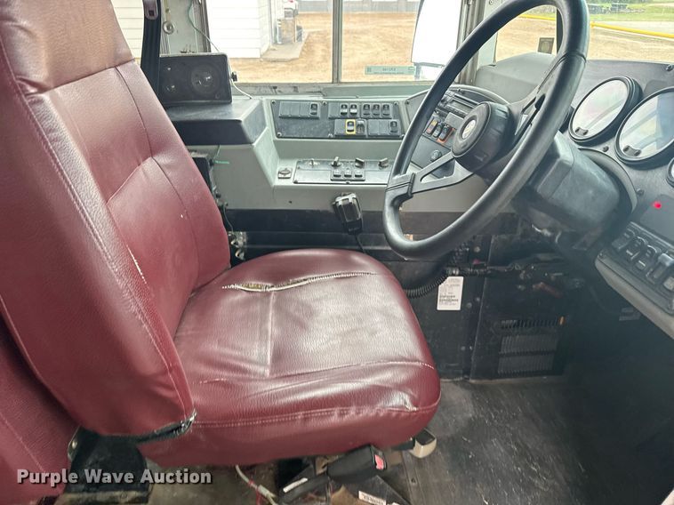 image for item ER2166 2006 Blue Bird Vision school bus