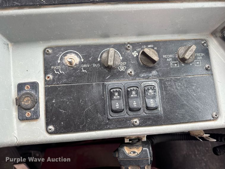 image for item ER2166 2006 Blue Bird Vision school bus