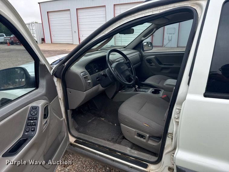 image for item ER2168 2003 Jeep Grand Cherokee Laredo SUV
