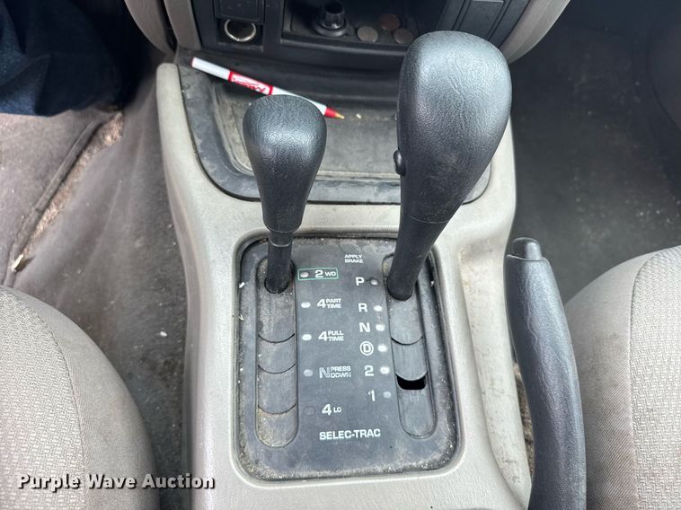 image for item ER2168 2003 Jeep Grand Cherokee Laredo SUV