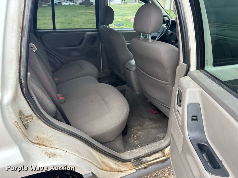 image for item ER2168 2003 Jeep Grand Cherokee Laredo SUV