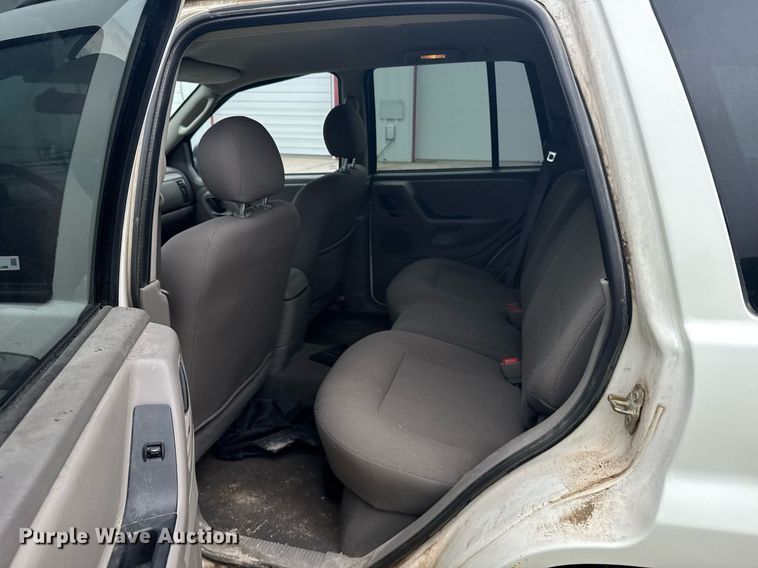 image for item ER2168 2003 Jeep Grand Cherokee Laredo SUV