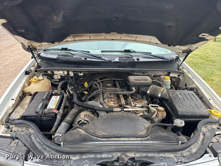 image for item ER2168 2003 Jeep Grand Cherokee Laredo SUV