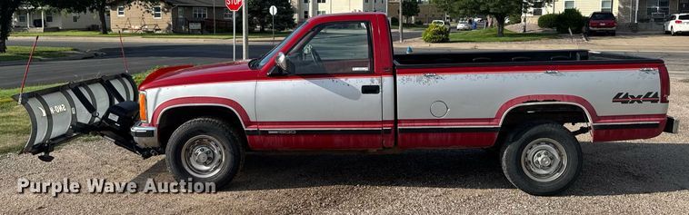 image for item ER2183 1990 GMC Sierra K1500 pickup truck