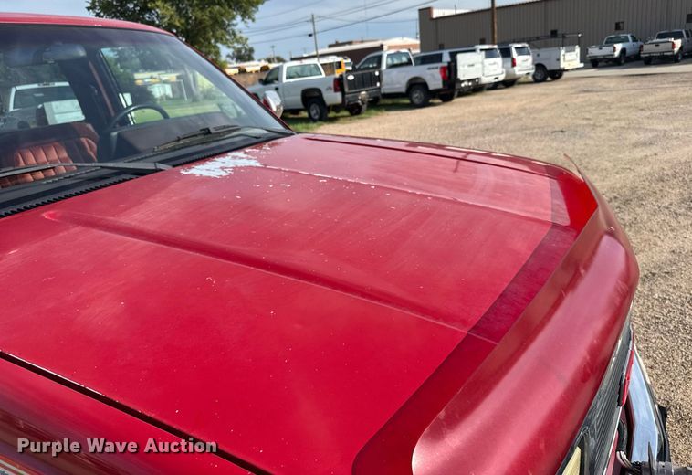 image for item ER2183 1990 GMC Sierra K1500 pickup truck