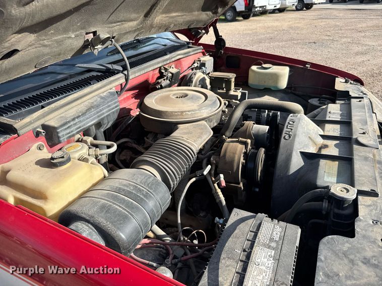 image for item ER2183 1990 GMC Sierra K1500 pickup truck