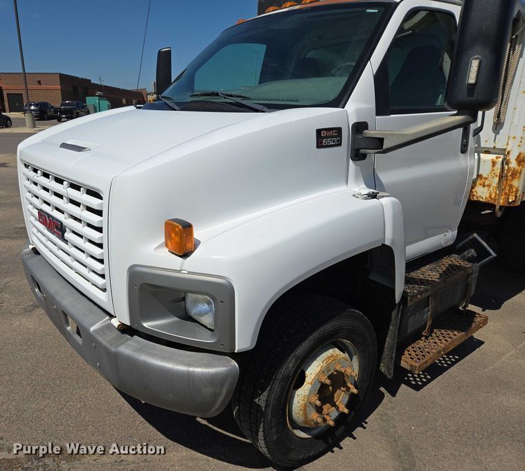 image for item ER5445 2007 GMC C6500 dump truck