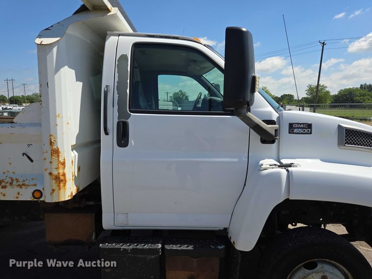 image for item ER5445 2007 GMC C6500 dump truck