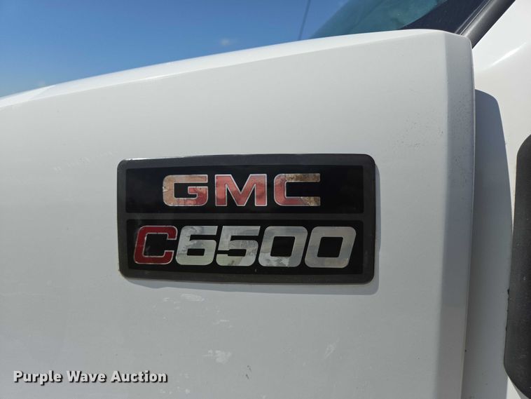 image for item ER5445 2007 GMC C6500 dump truck