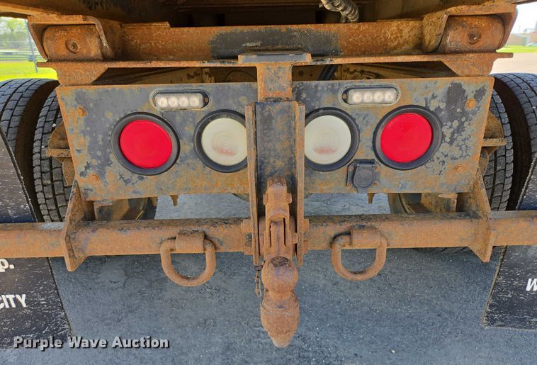 image for item ER5445 2007 GMC C6500 dump truck