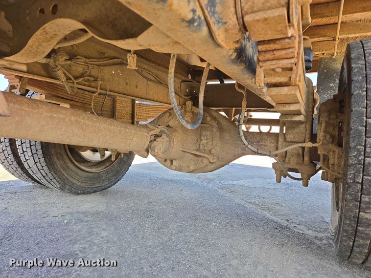 image for item ER5445 2007 GMC C6500 dump truck