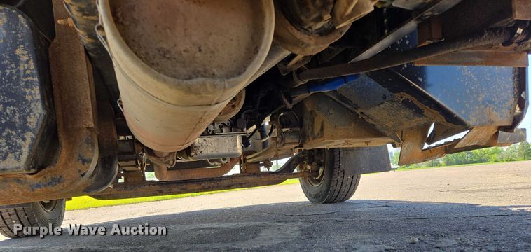 image for item ER5445 2007 GMC C6500 dump truck