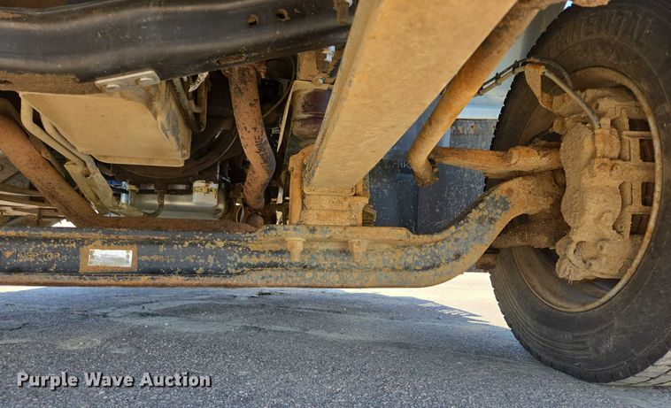 image for item ER5445 2007 GMC C6500 dump truck