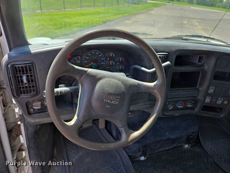 image for item ER5445 2007 GMC C6500 dump truck