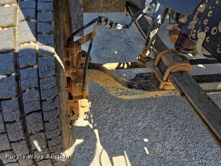 image for item ER5445 2007 GMC C6500 dump truck