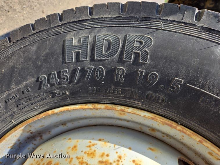 image for item ER5445 2007 GMC C6500 dump truck