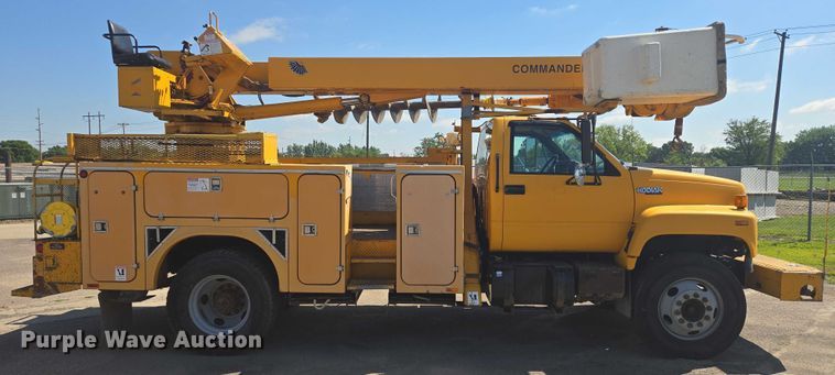 image for item ER5446 1996 Chevrolet Kodiak digger derrick truck