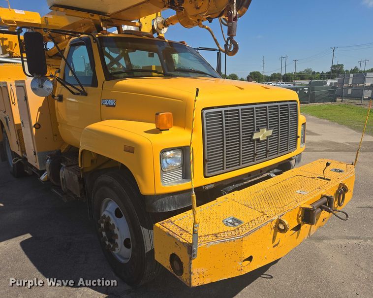 image for item ER5446 1996 Chevrolet Kodiak digger derrick truck