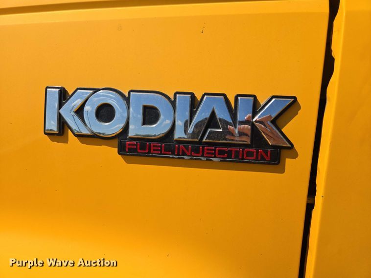 image for item ER5446 1996 Chevrolet Kodiak digger derrick truck