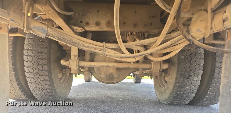 image for item ER5446 1996 Chevrolet Kodiak digger derrick truck