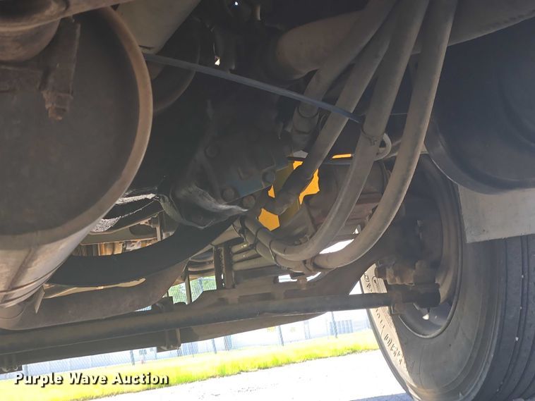 image for item ER5446 1996 Chevrolet Kodiak digger derrick truck