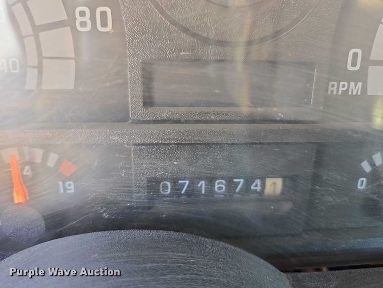 image for item ER5446 1996 Chevrolet Kodiak digger derrick truck