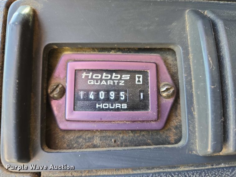 image for item ER5446 1996 Chevrolet Kodiak digger derrick truck