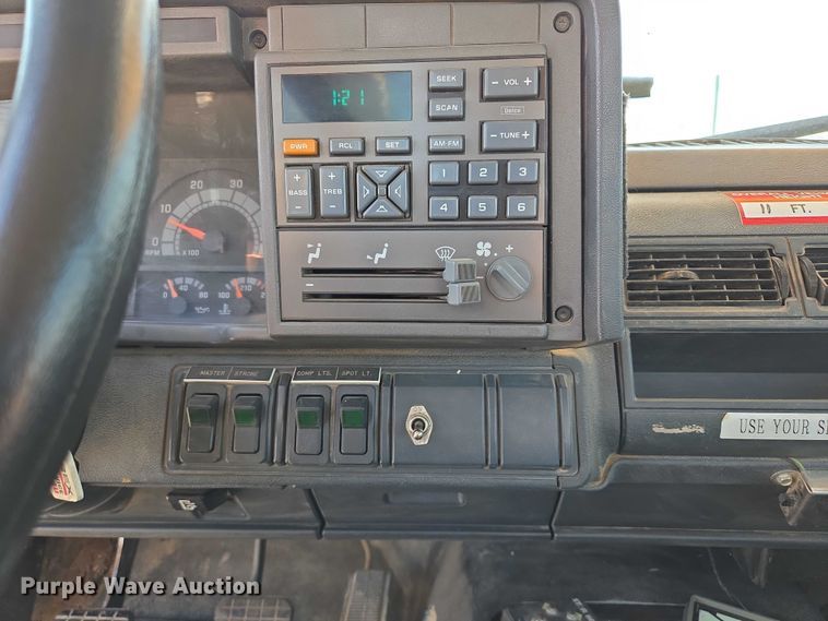 image for item ER5446 1996 Chevrolet Kodiak digger derrick truck