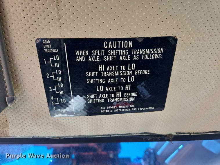 image for item ER5446 1996 Chevrolet Kodiak digger derrick truck