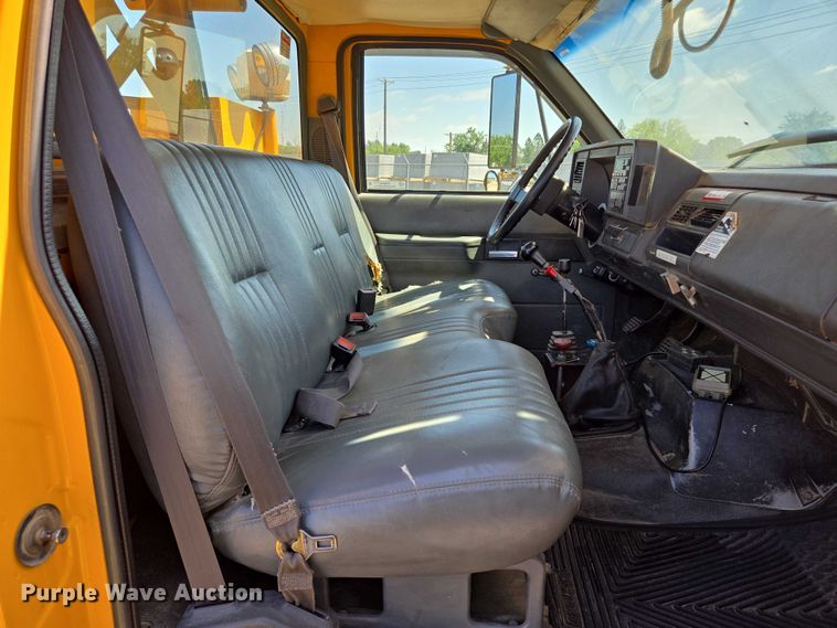 image for item ER5446 1996 Chevrolet Kodiak digger derrick truck