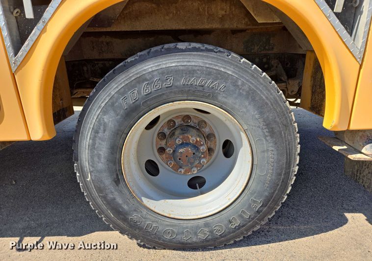 image for item ER5446 1996 Chevrolet Kodiak digger derrick truck